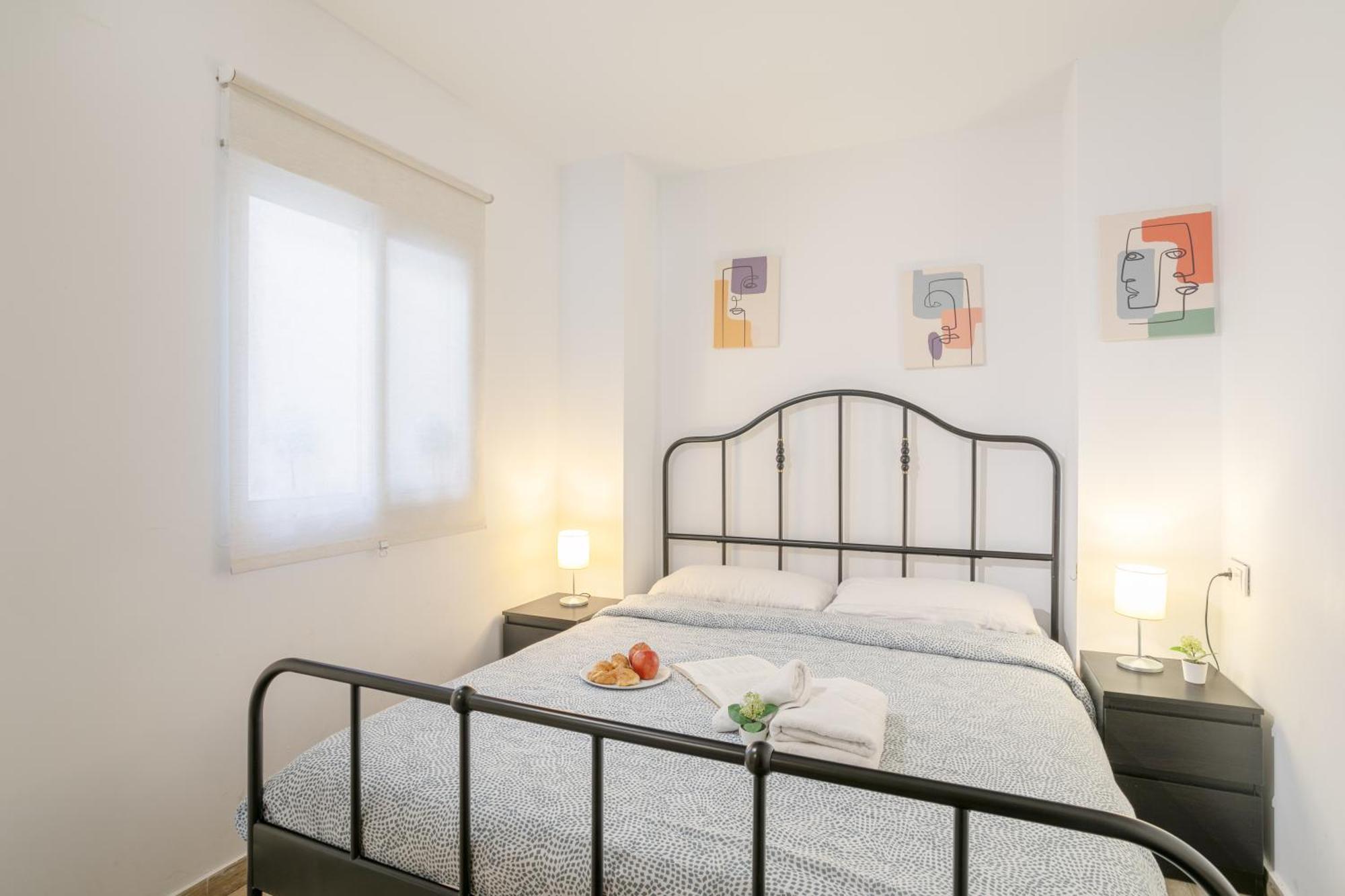 Apartamentos Centricos De San Leandro Alicante Exterior photo